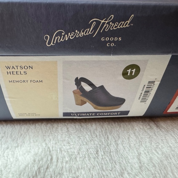 Universal Thread Black Clog size 11 - Picture 7 of 8